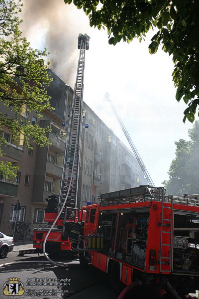 Brandbekämpfung über DLK