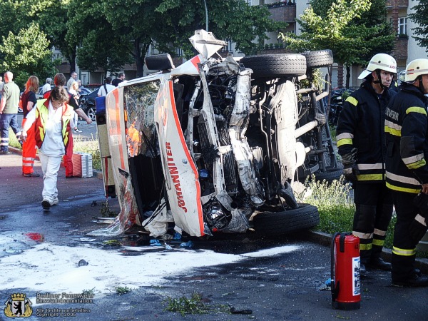 Verunfallter Rettungswagen