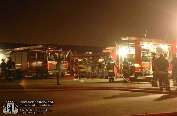 Fahrzeuge an der Einsatzstelle