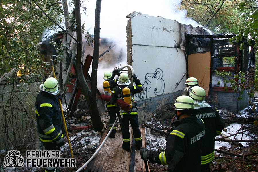 Angriffstrupp beim Löschangriff