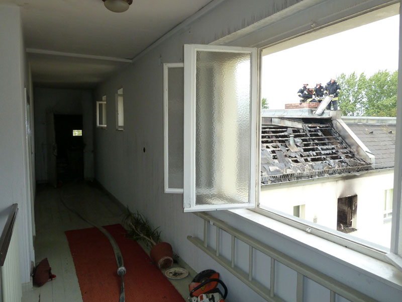 Trupp bei Kontrolle des DG