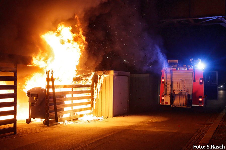 Brand Schöneberger Ufer