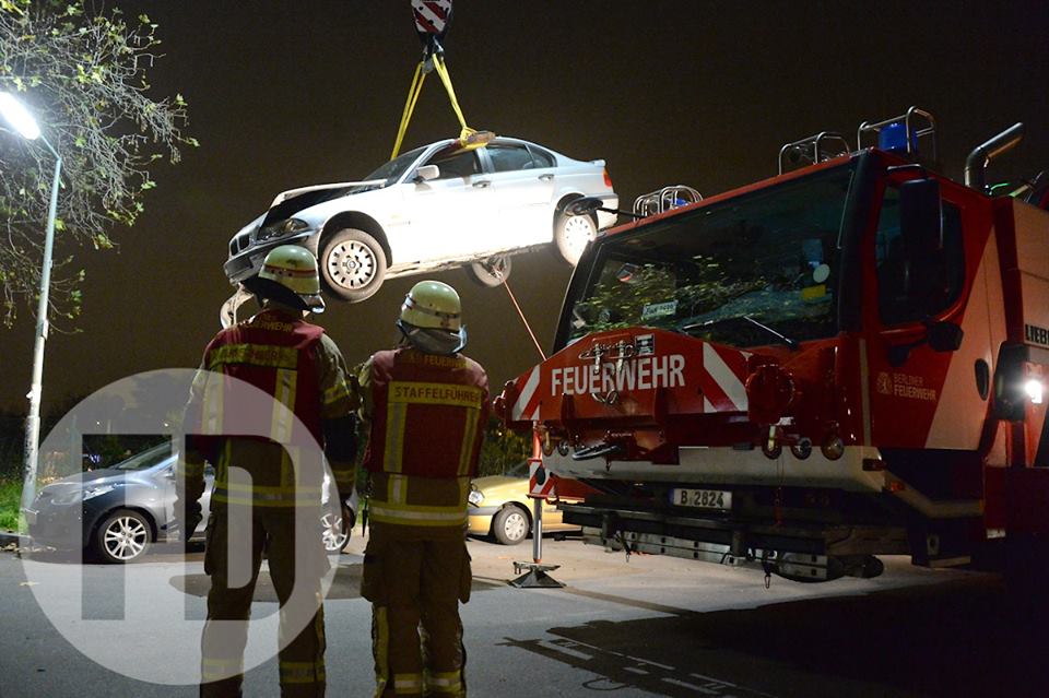 Feuerwehrkran im Einsatz