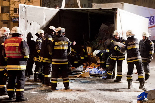 Anhänger wird entladen