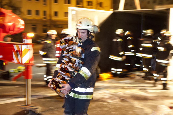 Anhänger wird entladen