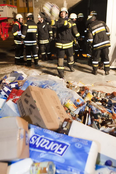 Anhänger wird entladen