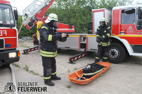 Einsatzkräfte an der Einsatzstelle