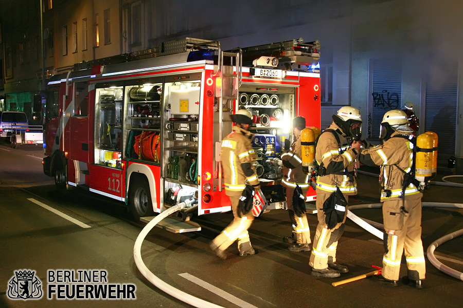 Ausgerüstet mit Atemschutz