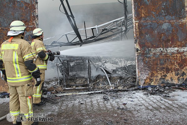 A-Trupp im Löschangriff