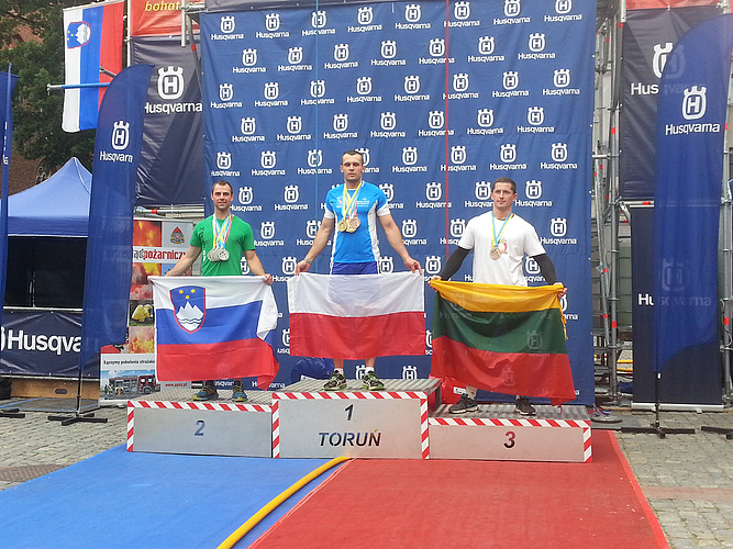 Europameister FCC, 1. Platz Krzysztof Krawczyk (Polen), 2. Platz Domen Pavlic (Slowenien), 3. Platz Laurinas Urbanavicius (Litauen)