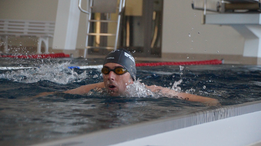 400 Meter mussten im Schwimmbecken zurückgelegt werden