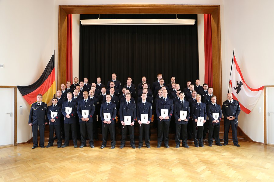 Gruppenbild der ernannten Brandmeister