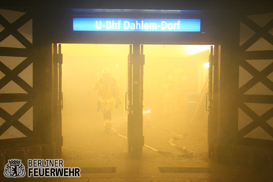 Feuer U-Bhf Dahlem
