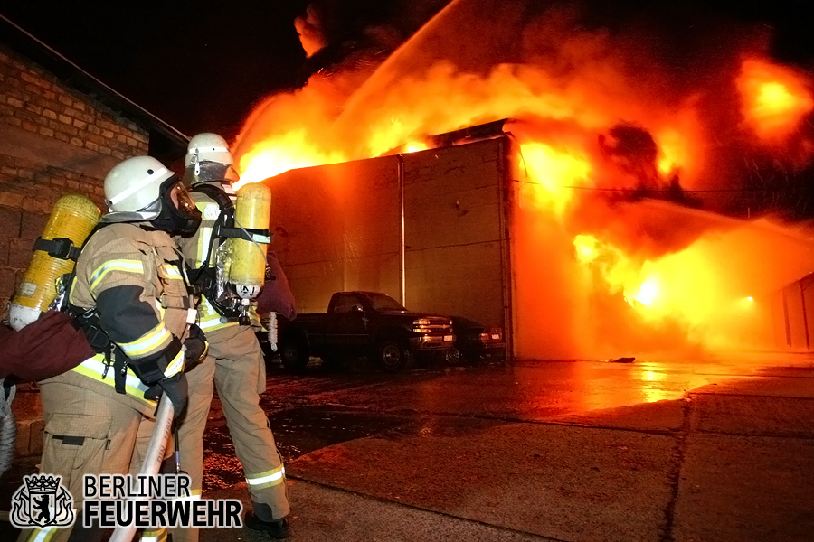 A-Trupp im Löschangriff