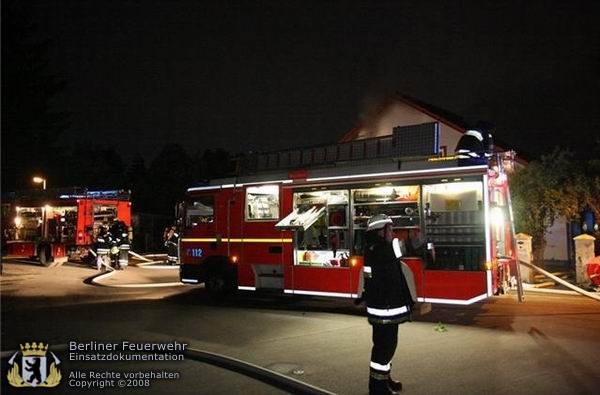 LHF vor Brandhaus