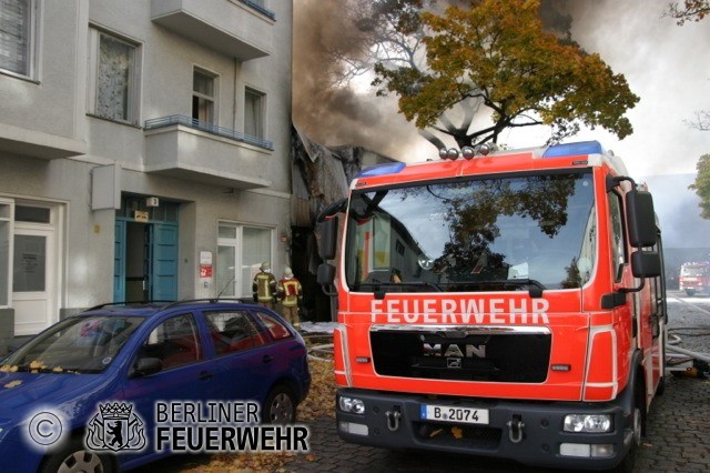 Löschfahrzeug an der Einsatzstelle