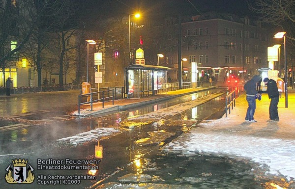 Straßenbahngleise im Wasser