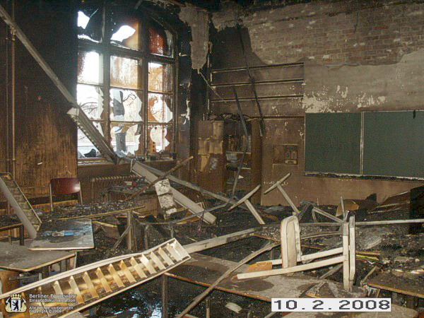 Zerstörtes Klassenzimmer