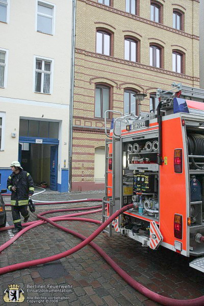 Löschfahrzeug an der Einsatzstelle