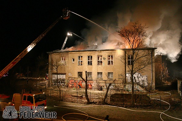 Brandbekämpfung über DLK