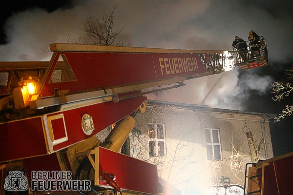 Brandbekämpfung über DLK