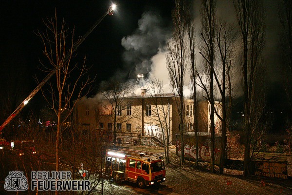 Brennendes Gebäude