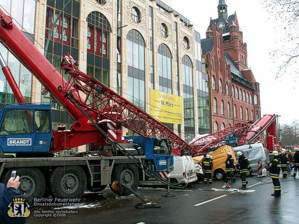 Umgestürzter Ausleger