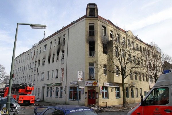 Fassade des Brandhauses