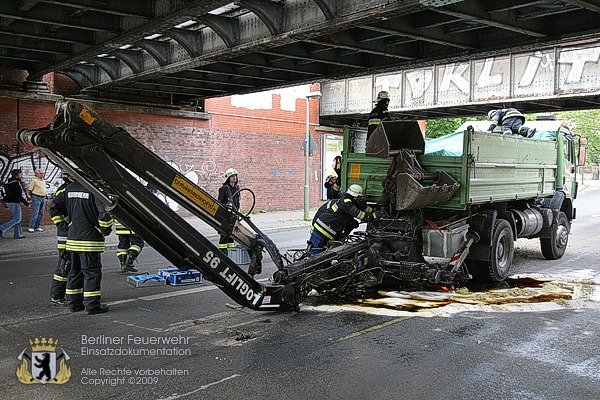 LKW mit Ladekran