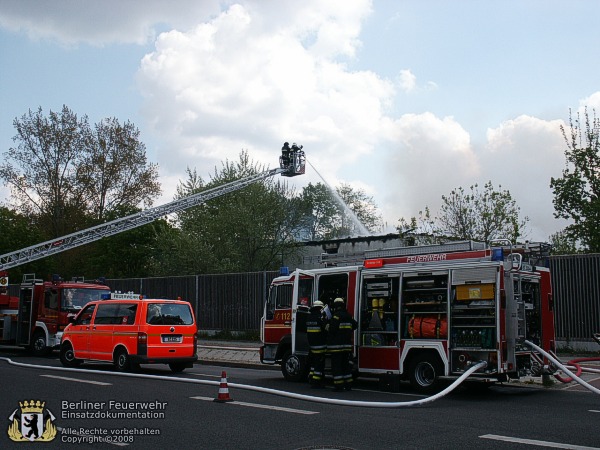 Brandbekämpfung über DLK