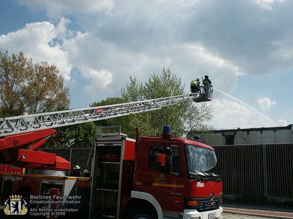 Brandbekämpfung über DLK