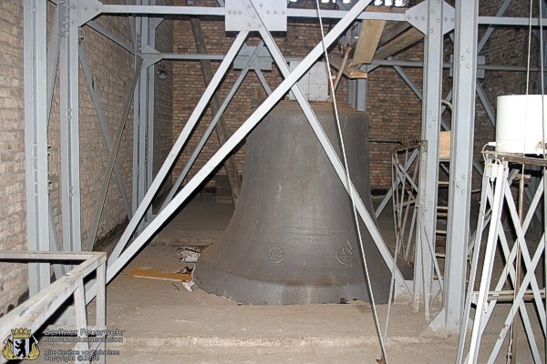 Abgestürzte Glocke