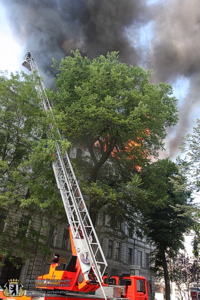 Brandbekämpfung über DLK