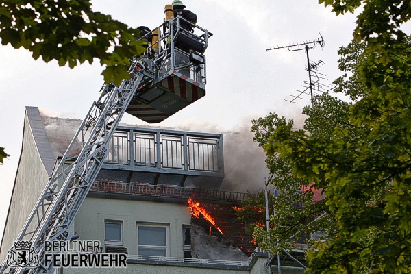 Brandbekämpfung über DLK