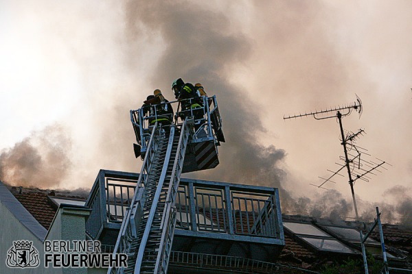 Brandbekämpfung über DLK