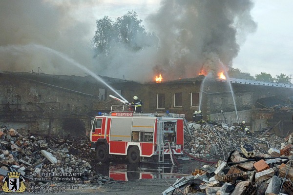 Brandbekämpfung mit Werfer