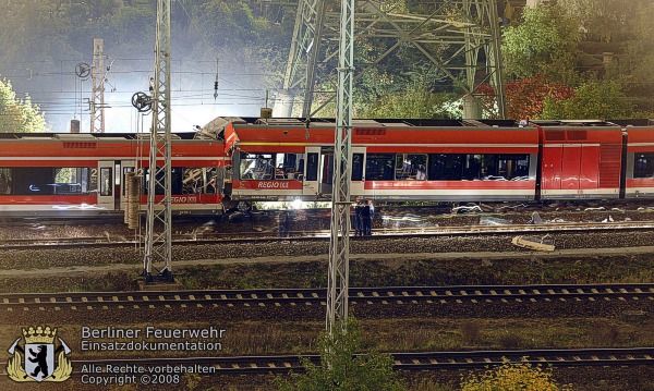Zusammengestoßene Züge