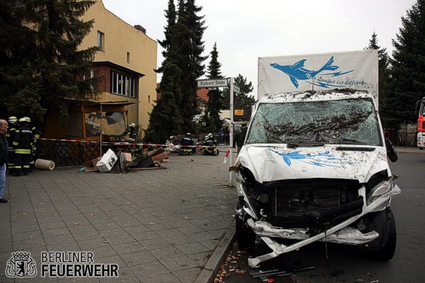 Beschädigter Kleintransporter