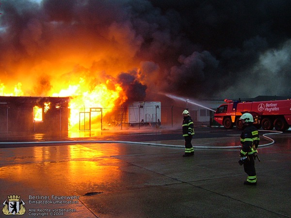 Flughafenfeuerwehr im Einsatz