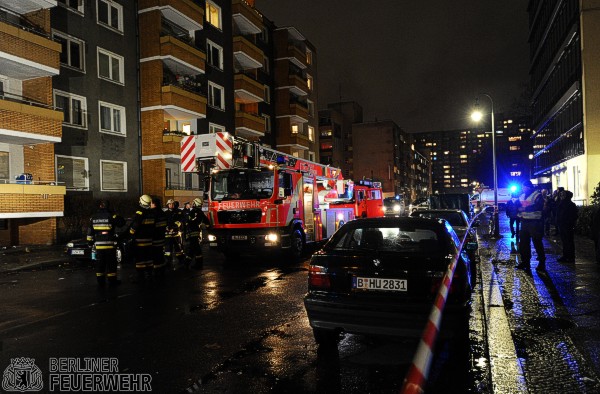 Feuerwehrfahrzeuge an der Einsatzstelle