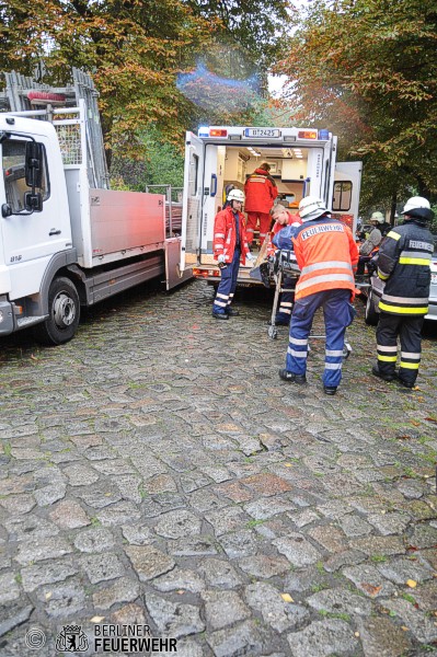 Transport in den Rettungs-wagen