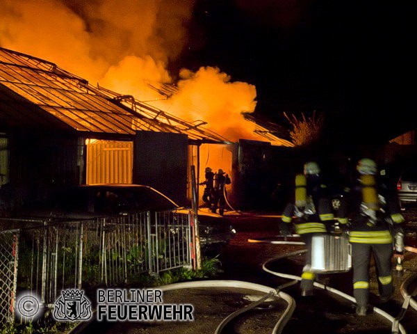 Einsatzkräfte an der Einsatzstelle