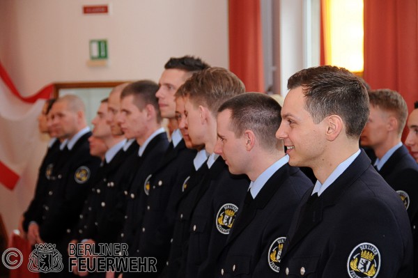 Neueinstellungen im großen Saal in Mitte