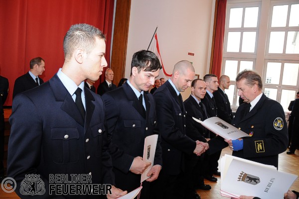 Wilfried Gräfling bei der Urkundenvergabe