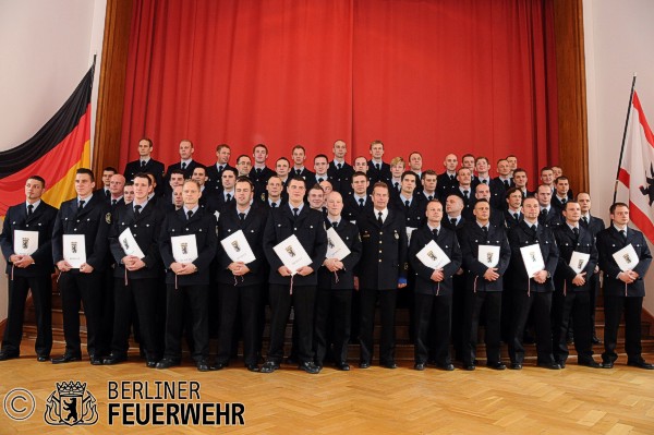 Gruppenbild der ernannten Brandmeister