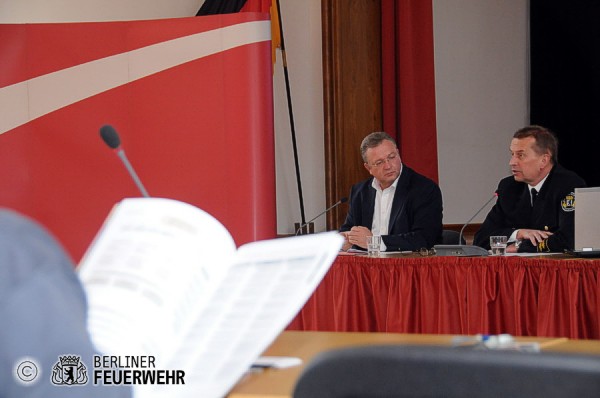 Pressekonferenz zum Jahresbericht 2011