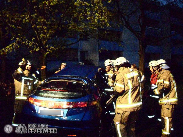 Dach des Fahrzeuges wird abgeschnitten