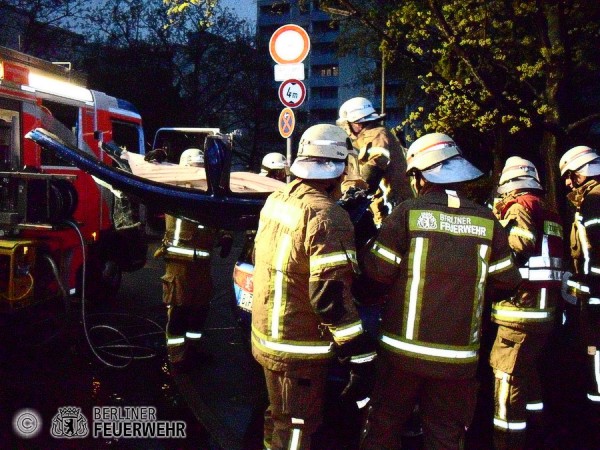 Rettung aus dem Fahrzeugwrack