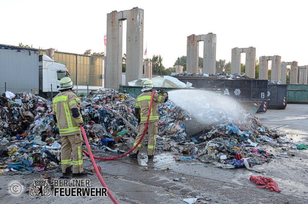 A-Trupp im Löschangriff