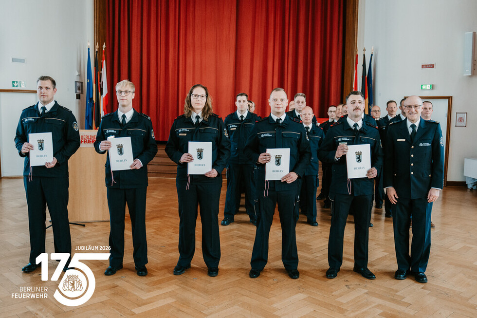 Feierliche Ernennung und Beförderung bei der Berliner Feuerwehr